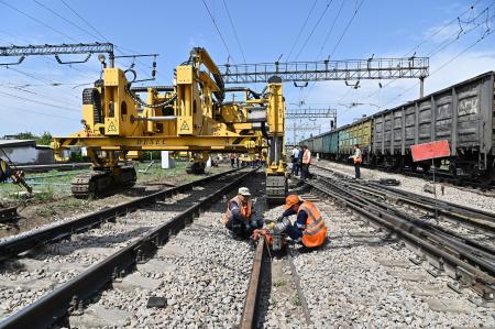 Жамбыл бөлімшесі бес жылда 193 шақырым жолды күрделі жөндеуден өткізді