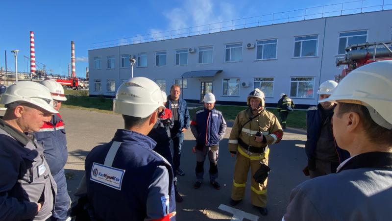 На Павлодарском НХЗ потушили пожар. Учебный