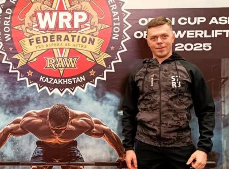Сотрудник ТОО «Богатырь Көмір» стал победителем Кубка Азии по пауэрлифтингу