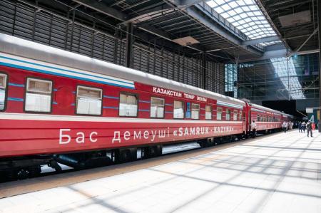 «Нұрлы жол» вокзалынан «Саламатты Қазақстан» медициналық пойызы жолға шықты
