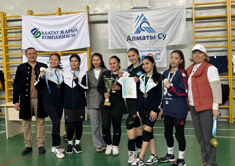 Волейболисты АлЭС: в шаге от золота