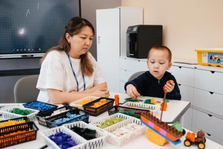 Социальные проекты Самұрық-Қазына помогли более 3 млн детей за 10 лет