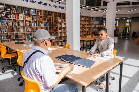 Первый ИИ-ассистент в благотворительности: Samruk-Kazyna Trust упрощает путь к помощи