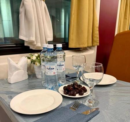 Рамазан айында пойыз  вагон-ресторандары арнайы кестеге көшті