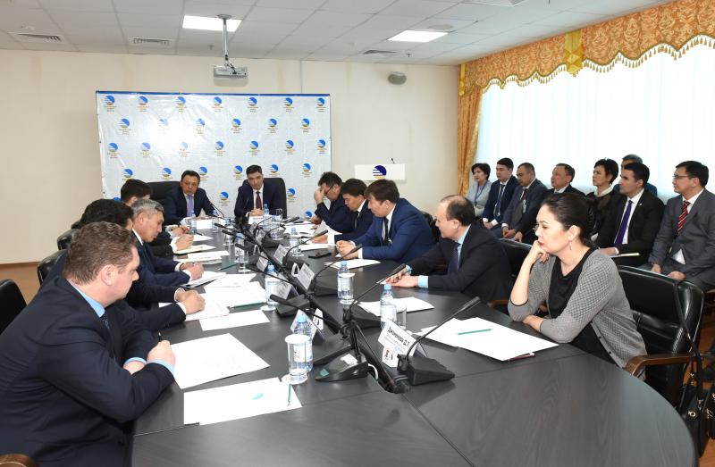Жемқорлыққа жол жоқ: теміржолшылар түгел аттестациядан өтеді