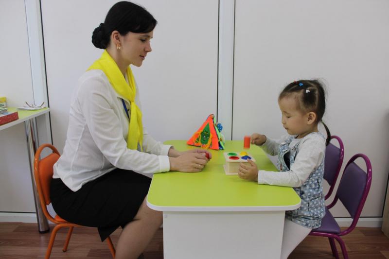 В Экибастузе особенные дети бесплатно могут получать помощь специалистов