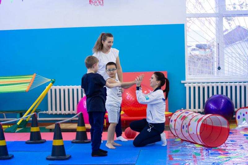 Фонд помог открыть спортзал для детей с аутизмом в Талдыкоргане 