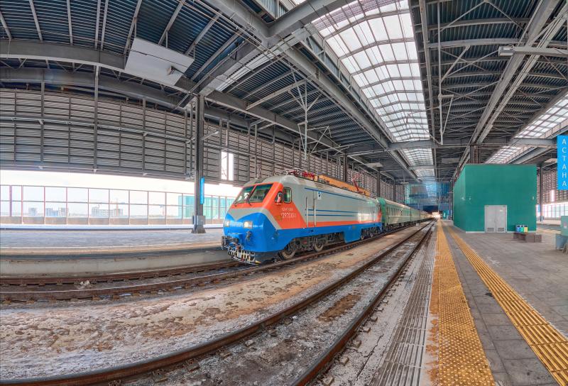 Развитие железнодорожных маршрутов из Китая через Казахстан обсудили в Чэнду