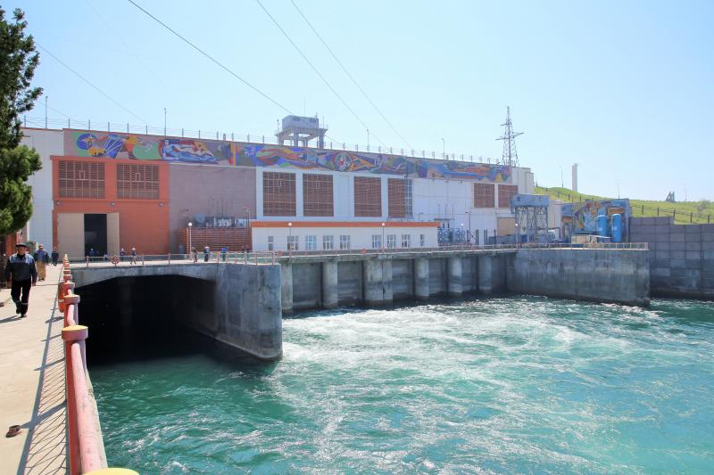 На Шардаринской ГЭС провели пробный запуск гидроагрегата № 4    