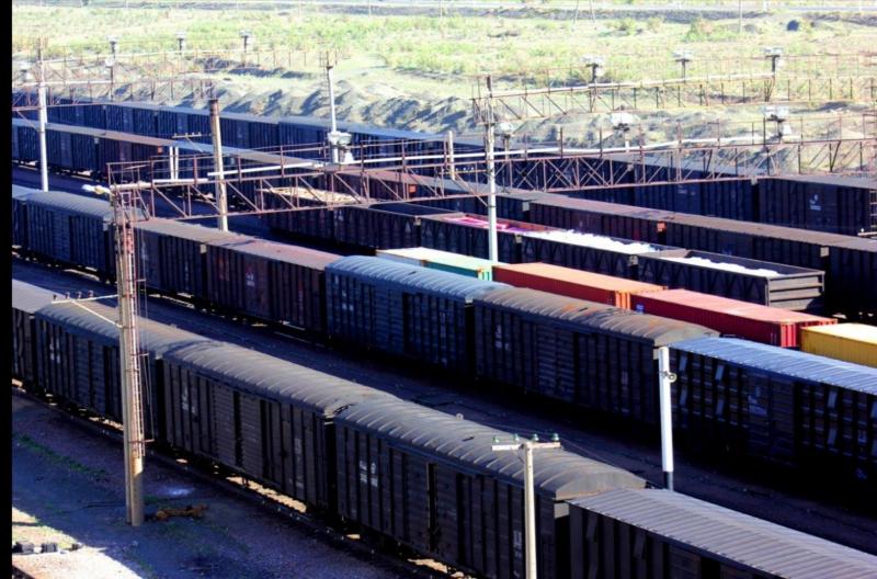 Железнодорожники РК и КНР планируют увеличить грузопоток на приграничных станциях