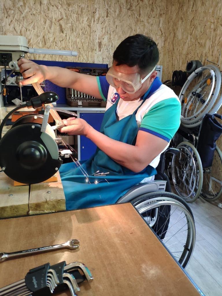 Как социальное предпринимательство помогает трудоустройству людей с инвалидностью?