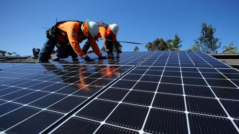 В США началось строительство крупнейшей станции хранения солнечной энергии