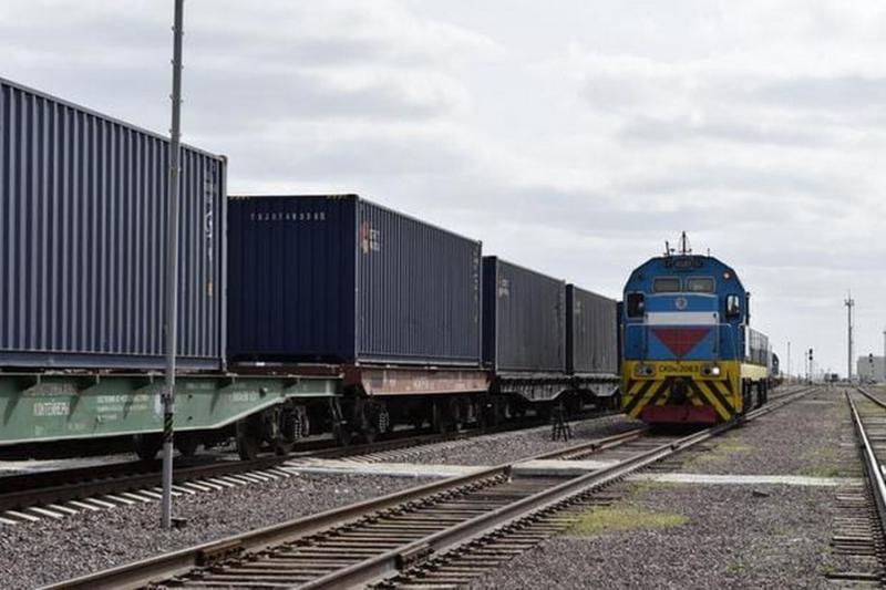 Между Китаем и Казахстаном запущен новый грузовой железнодорожный маршрут