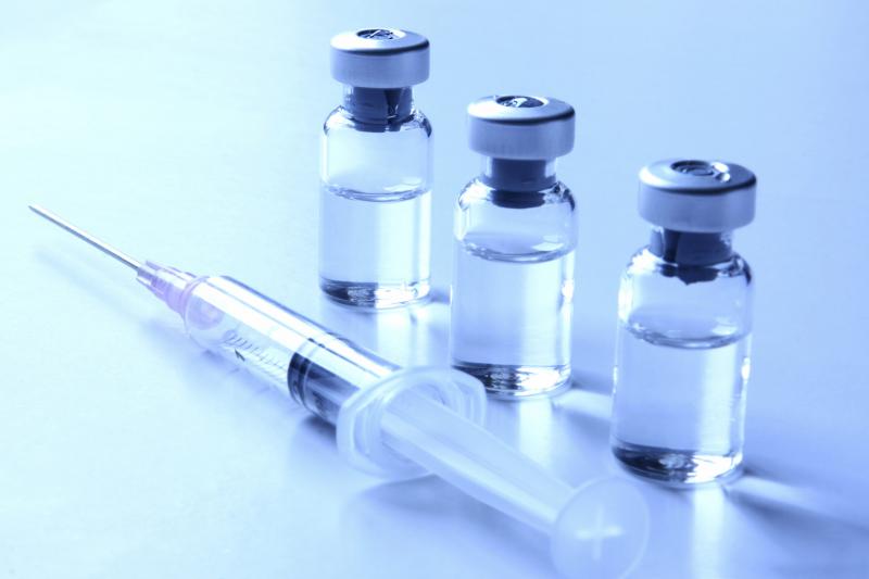 В филиалах АО «Пассажирские перевозки» продолжается вакцинация сотрудников против коронавируса