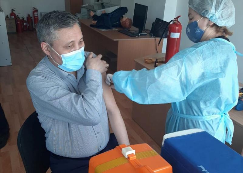 «Қазақтелекомның» 2 мың жұмысшысы екпе алды