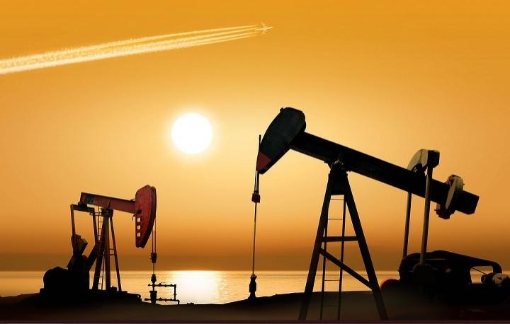 Нефть продолжает дорожать на ведущих мировых биржах
