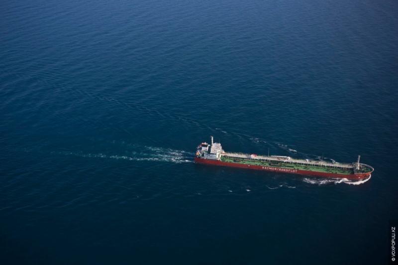 Сколько нефти перевезено за полгода танкерами КМТФ 