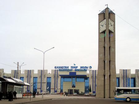 Вокзал Павлодара отмечает 40-летний юбилей