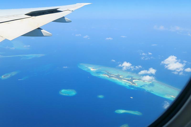 Казахстан возобновляет регулярные авиарейсы на Мальдивы   