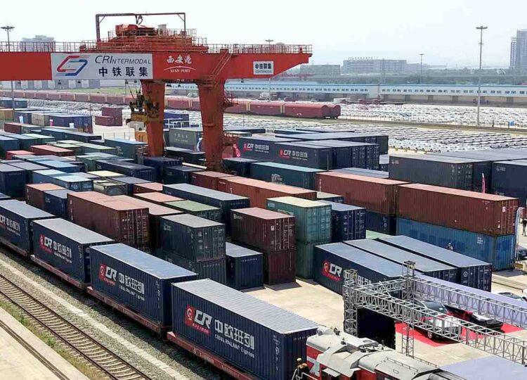 Казахстан может перевозить в контейнерах до 22 млн тонн грузов