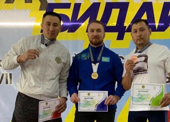 Чемпион из Каражанбасмуная поднял «бронзу» во славу компании