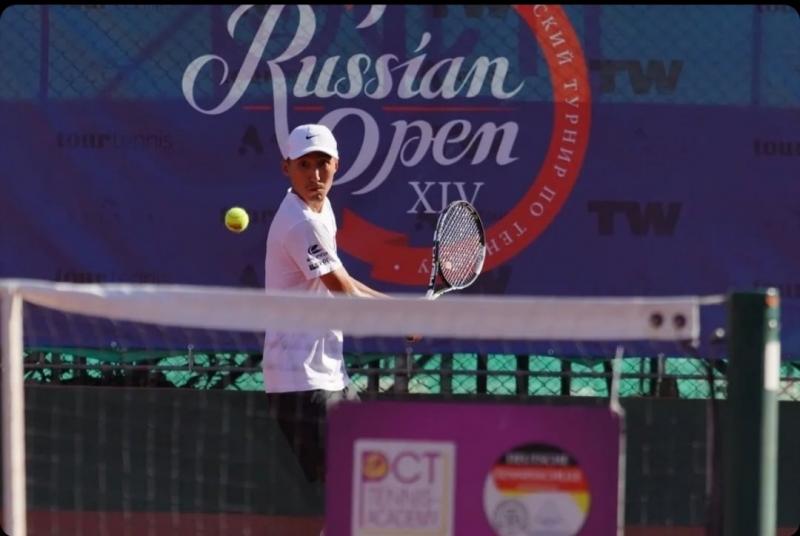 Сотрудник "КазТрансОйла" взял два "золота" на любительском турнире по теннису Alibey Cup