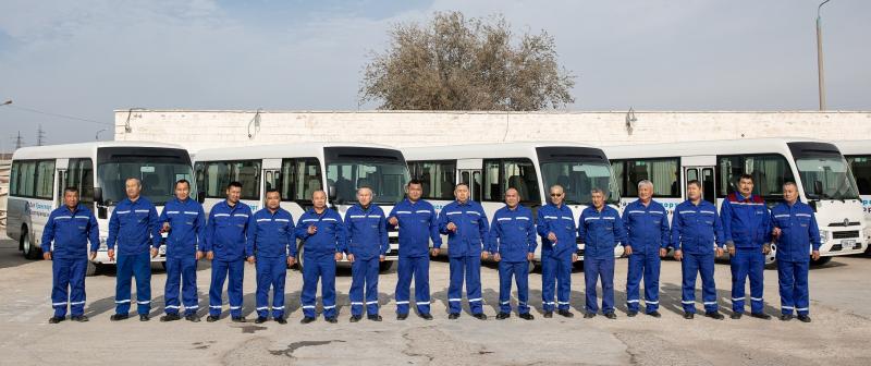 «КазМунайГаз» закупил восемь автобусов для нефтяников подрядной организации