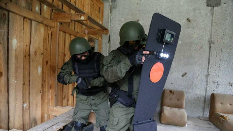 Учитель из Чуйской долины «заложил» в школе бомбу и сорвал свой урок 