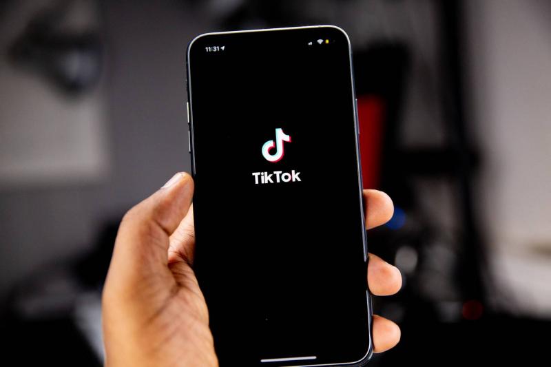 TikTok тамақ жеткізу қызметін іске қосады