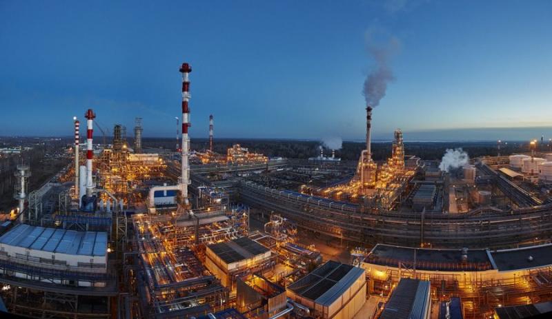 Атырауский НПЗ представил планы по снижению выбросов до 2031 года