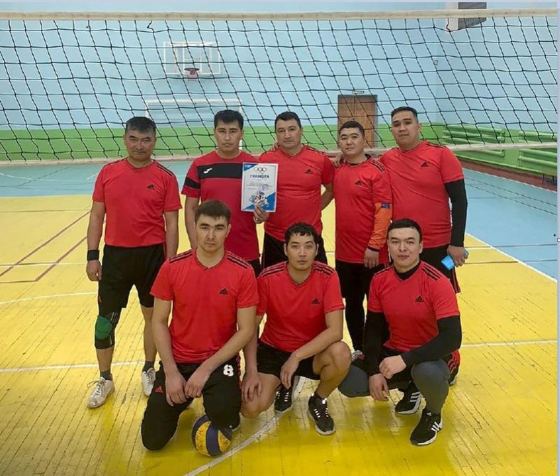 Богатырь Комир - жатва спортивных наград продолжается