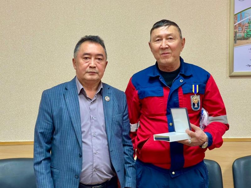 ҚБМ кәсіподағы жұмысшыларды марапаттады