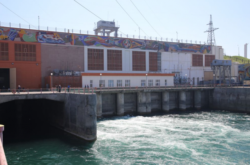 Работники АлЭС изучили опыт модернизации Шардаринской ГЭС