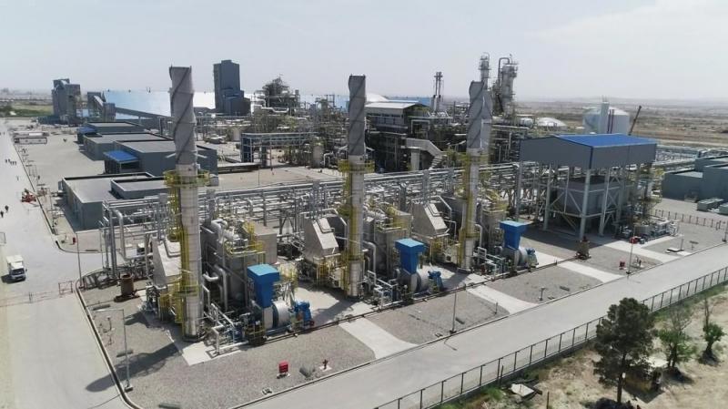 Азербайджан впервые экспортировал карбамид в Индию