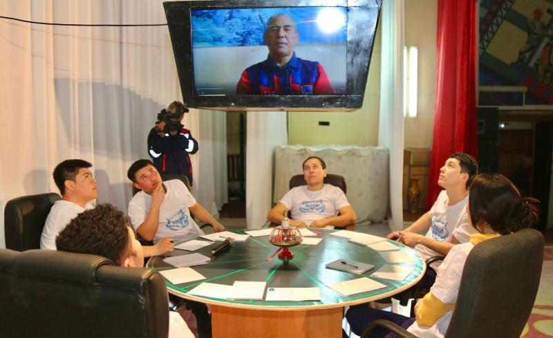 Білімділер бәйгесі