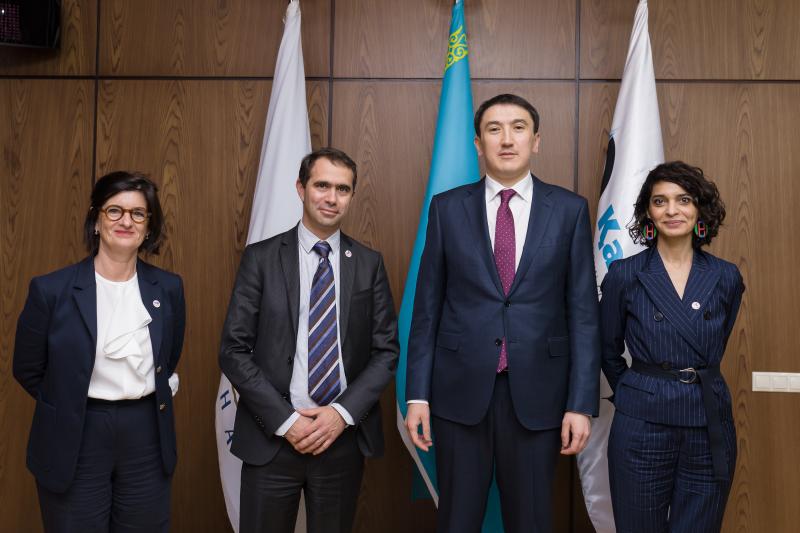 ҚазМұнайГаз бен TotalEnergies қуаты 1 ГВт ЖЭС салуды талқылады