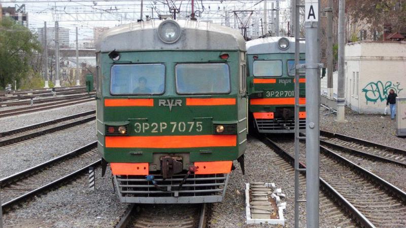 Пять пассажирских поездов начнут курсировать между Казахстаном и Россией с июня