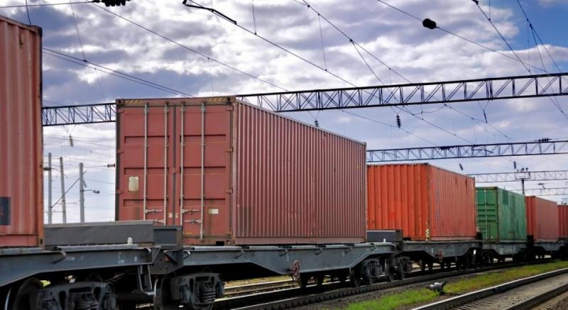 Общий объем транзитных грузов через Казахстан вырос на 12%