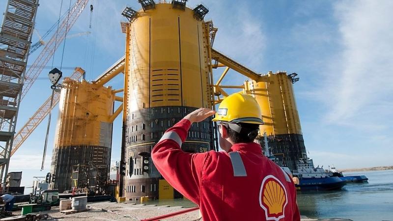 Китайские компании планируют купить долю Shell в проекте «Сахалин-2»