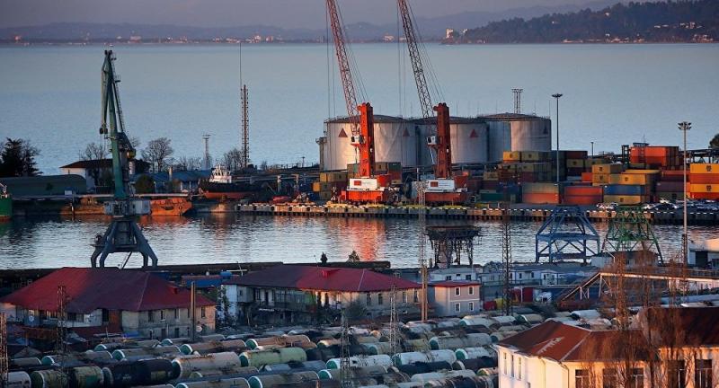 Батуми стал основным портом для экспорта казахстанского мазута - эксперты