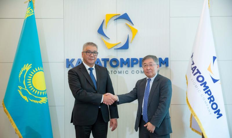 Қазатомөнеркәсіп басшысы Sumitomo Corporation өкілдерімен кездесті