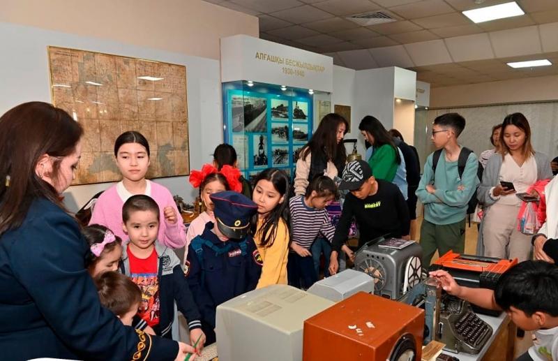 Теміржол мұражайына саяхат