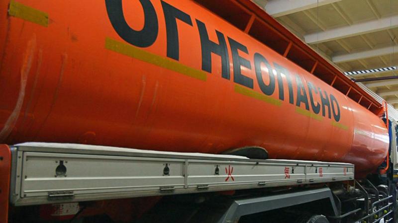 «Бензиновая мафия» вынуждает Минэнерго вводить запрет на вывоз топлива